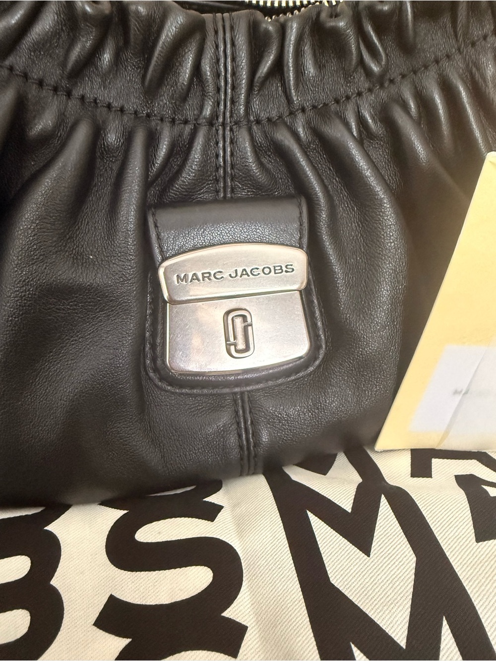 Marc Jacobs Black Leather Ruched Shoulder Bag with Double Handles - Picture 2 of 6